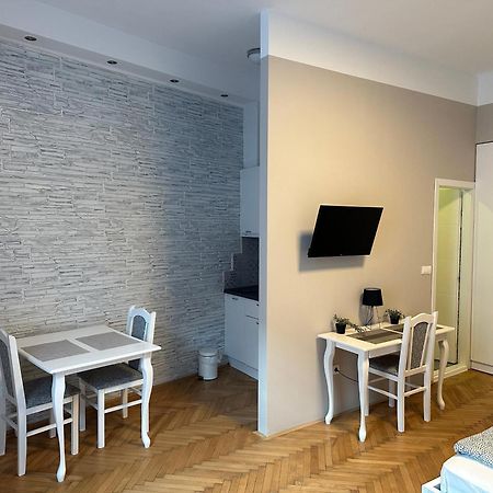 Nice 5 Apartments سراييفو المظهر الخارجي الصورة